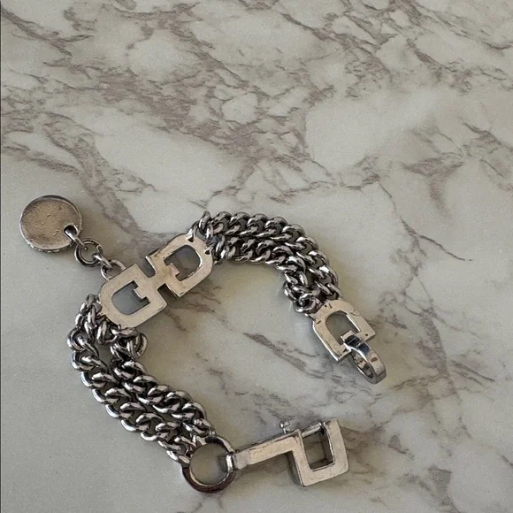 Givenchy Bracelet - Picture 4 of 11